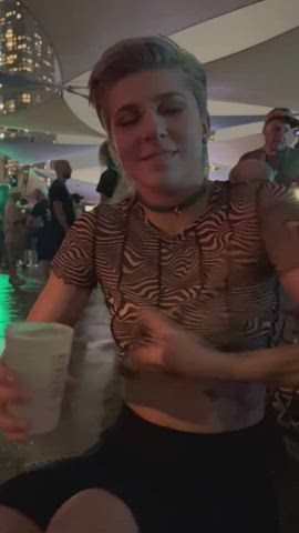 Exhibitionist Eye Contact Outdoor Public Small breasts boobies Voyeur r/CaughtPublic tattedphysique Porn GIF