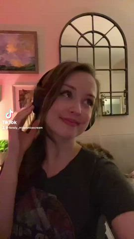 Gamer girl girlfriend woman Natural boobs TikTok topless Porn GIF