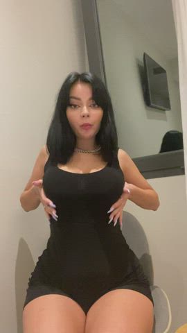 18 Years older 19 Years old 20 Years cougar Porn GIF