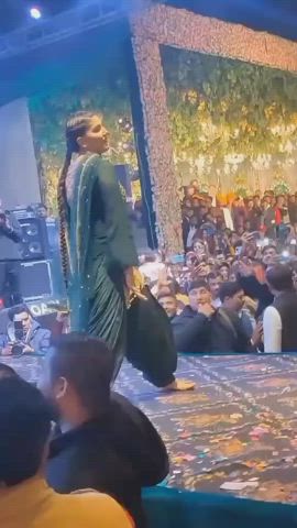 Bollywood breasts Celebrity Chubby Dancing Desi Indian Porn GIF