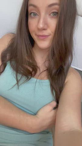 Brunette Flashing Green Eyes Jiggling Solo breasts Porn GIF