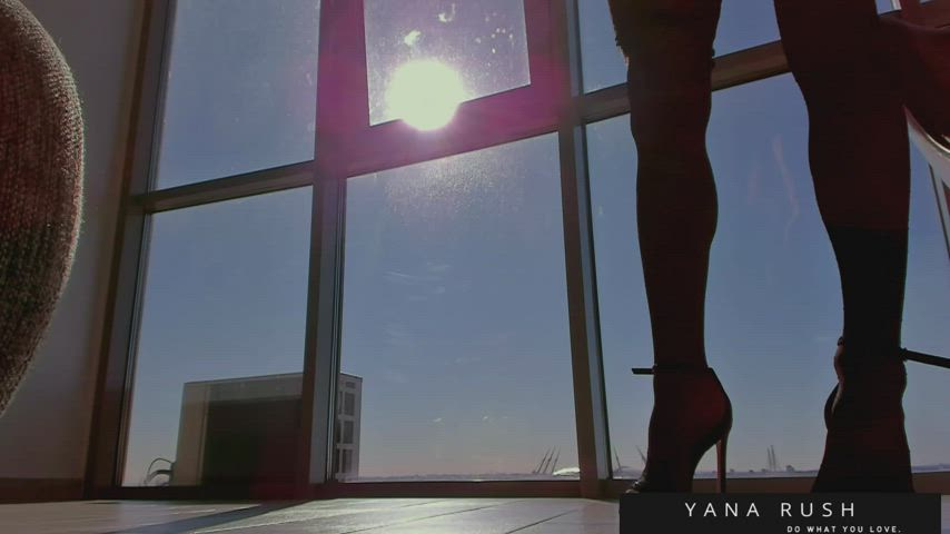 butt Bikini booty Busty Heels High Heels Legs pantyhose Thighs Porn GIF