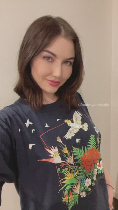 Gamer whore GF lady gf Porn GIF