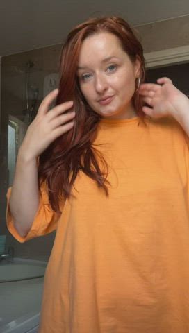 Curvy Ghost Nipples MILF Nipples Pale redhead chunky Thighs boobs Porn GIF