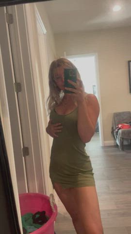 18 Years cougar 19 Years mature yellow-haired Porn GIF