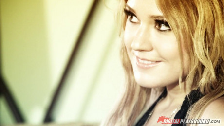 Bella Banxx Tommy Gunn In Nude Content Scene Upornia