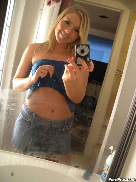 Girlfriend With Amazing Tits And Ass Ally Kay Sexy Tape With Her Naked Dziewczyna Tits Ass Naked Amazing