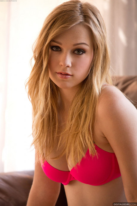 Alaina Fox For Digital Desire Picture 00 Exgirlfriend Market The Of