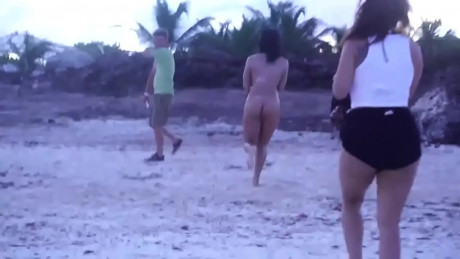 Teanna Trump Full Beach Nude Xnxx