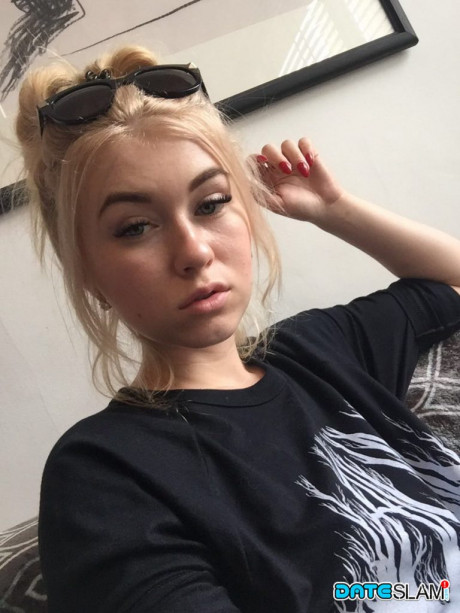 Beautiful Blonde Slut Misha Cross Takes A Selfie Fully Clothed And Stark Pornpics