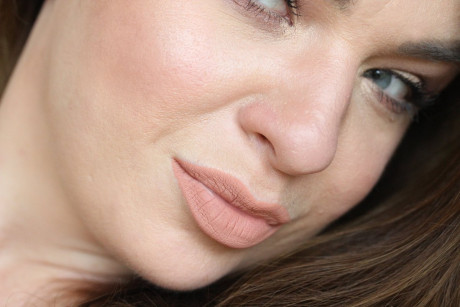 טוויטר Elizabeth בטוויטר Anastasia Beverly Hills Naked Liquid Lipstick Https T Co Aux4pd1u6r Nakedlipstick Abhcosmetics Anastasiabeverlyhills Https Co