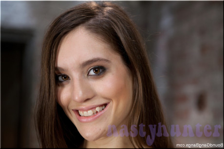 Teenage Sinner Zarena Summers Strips And Shows Her Holes In Basement