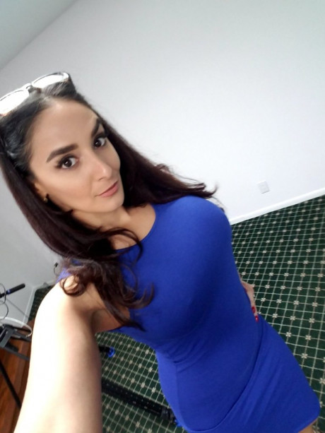 Sheena Ryder B G Sex Show On Cherrypimps Camgirls